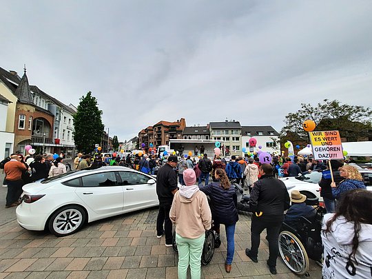 Kundgebung auf dem KoekKoekPlatz